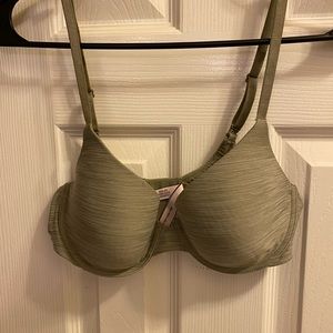 Victoria’s Secret Demi Bra 34c